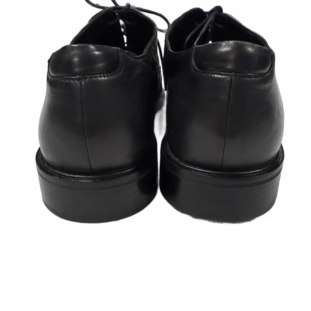 Men’s black leather Cole Haan, flat dress shoes size 12 EUC‎ cap toe